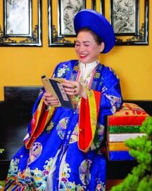 Từ dòng họ Đỗ anh hùng đến nghệ nhân ưu tú Đỗ Thị Vui: Một hành trình phụng sự văn hóa tâm linh Việt