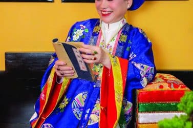 Từ dòng họ Đỗ anh hùng đến nghệ nhân ưu tú Đỗ Thị Vui: Một hành trình phụng sự văn hóa tâm linh Việt