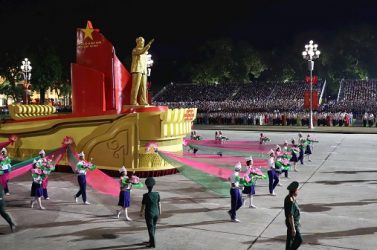 Những hình ảnh ấn tượng tại buổi sơ duyệt diễu binh cấp Nhà nước