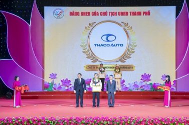 THACO AUTO được vinh danh “Gương điển hình tiên tiến” tại Đại hội Thi đua yêu nước TP. Đà Nẵng lần thứ I