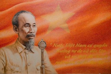 45 tác phẩm đặc sắc tại triển lãm “Trái tim tình yêu Việt Nam”