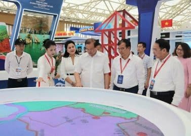 Hải Phòng bố trí xe đưa đón miễn phí tham quan triển lãm thành tựu đất nước