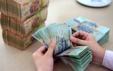 Nhiều ngân hàng đồng loạt tăng lãi suất huy động 0,2-0,5% trong tháng 11