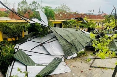 Vingroup hỗ trợ hơn 410 trường học ở Hà Tĩnh khắc phục hậu quả thiên tai