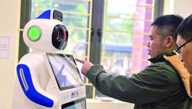 Triển khai nghị quyết đại hội Đảng bằng “chuyên viên số”