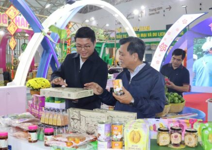 Doanh nghiệp “săn” doanh thu, nuôi tham vọng mở thị trường dài hạn