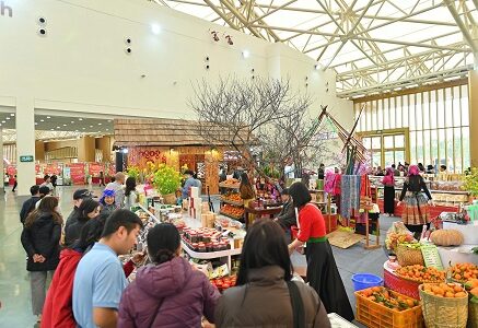 Rộn ràng các hoạt động văn hóa, thương mại đặc sắc