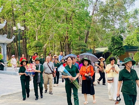 Hơn 8.000 lượt khách về dâng hương tại Ngã ba Đồng Lộc dịp Giỗ Tổ