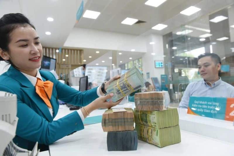 Lợi nhuận ngân hàng phân hóa mạnh: Nhiều nhà băng lãi lớn, áp lực NIM gia tăng
