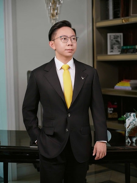 Chân dung tân Chủ tịch VinFast