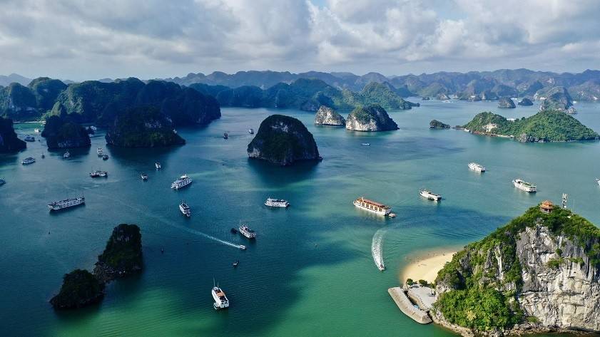 Du lịch châu Á chững đà vì xung đột, Việt Nam bứt phá nhờ vị thế điểm đến an toàn