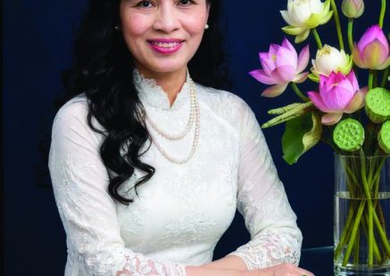 Lương y Nguyễn Thị Tâm (Tâm Nguyễn): Hết lòng trị bệnh cứu người