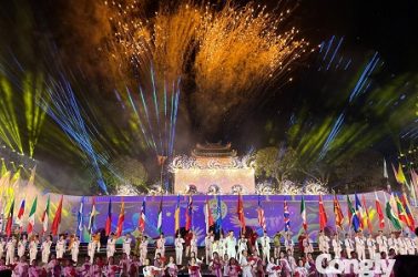Bế mạc Lễ hội Văn hóa thế giới tại Hà Nội lần hai
